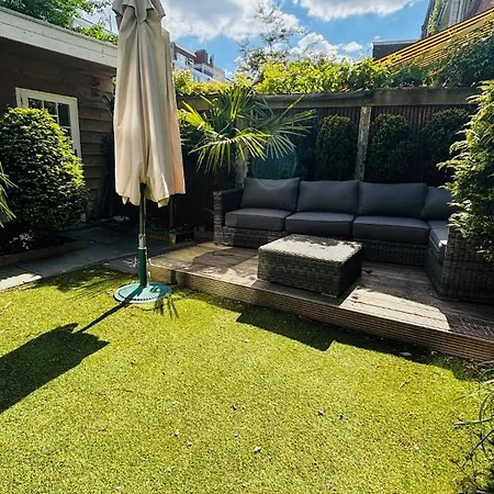 Family House With Garden Near Haag